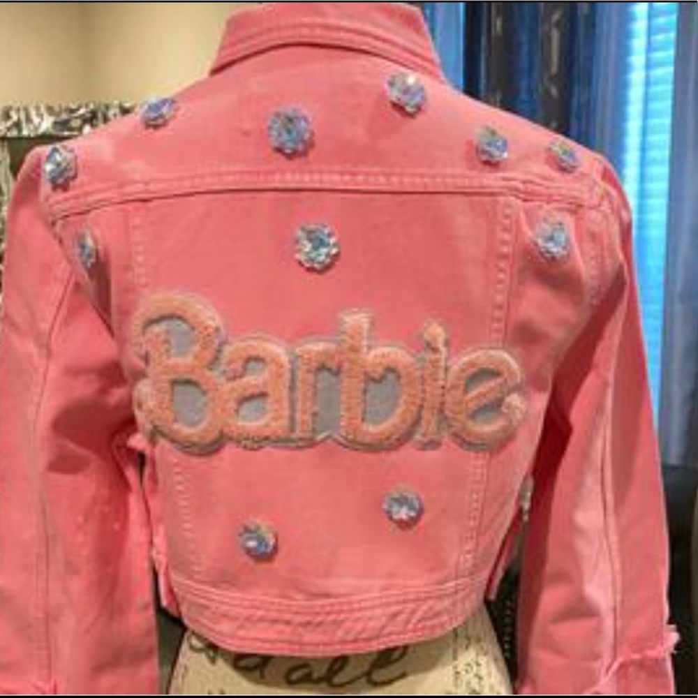 Crop denim jacket